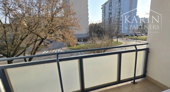 PREDAJ–Nadštandardný 3-izbový byt  s loggiou v  top lokalite Ružinova – Trávniky