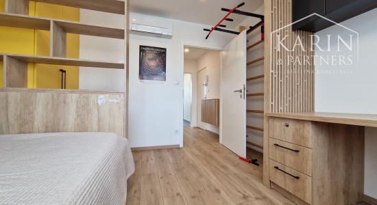 KOMPLETNE ZREKONŠTRUOVANÝ ZARIADENÝ BYT V RUŽINOVE – EXNÁROVA ULICA