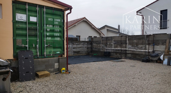 PROSPERUJÚCI OBCHODNÝ PRIESTOR NA PREDAJ, veľký pozemok, Veľký Biel