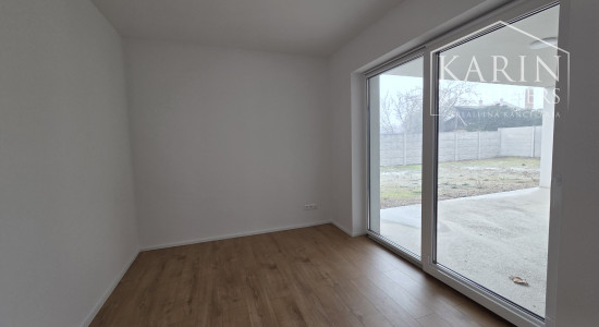 NOVOSTAVBA, moderný 4-izbový bungalov, Veľké Blahovo