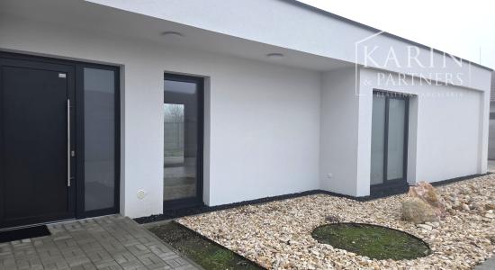 NOVOSTAVBA, moderný 4-izbový bungalov, Veľké Blahovo