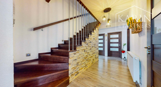 Váš súkromný wellness rezort v Krupine – Kompletne zrekonštruovaný nadštandardný rodinný dom s krytým bazénom a vlastným SPA