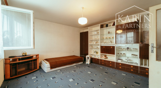 6i dvojgeneračný rodinný dom v obci Smolinské