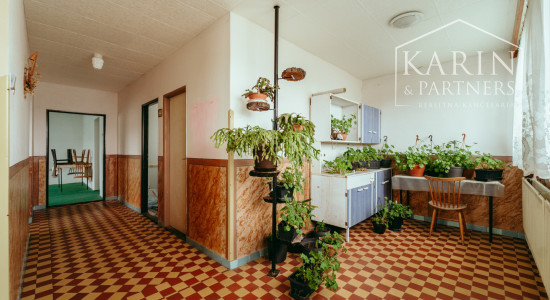 6i dvojgeneračný rodinný dom v obci Smolinské