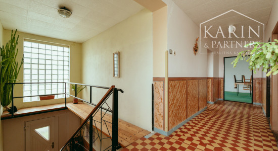 6i dvojgeneračný rodinný dom v obci Smolinské