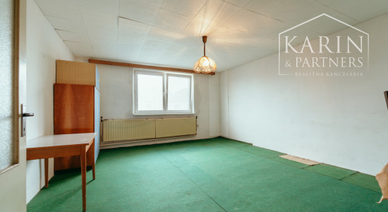 6i dvojgeneračný rodinný dom v obci Smolinské