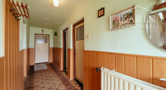 6i dvojgeneračný rodinný dom v obci Smolinské