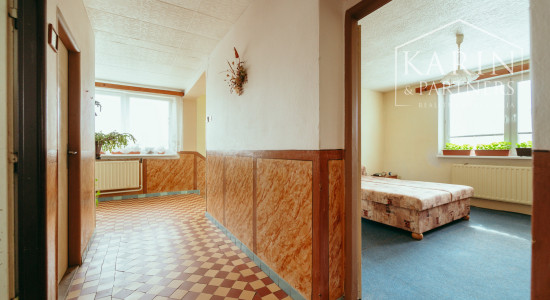 6i dvojgeneračný rodinný dom v obci Smolinské