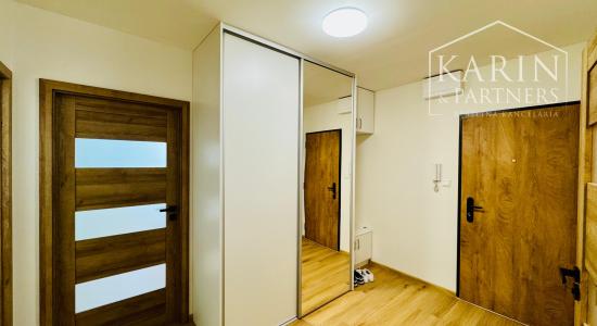 KOMPLETNE ZREKONŠTRUOVANÝ 2i BYT - SKALICA