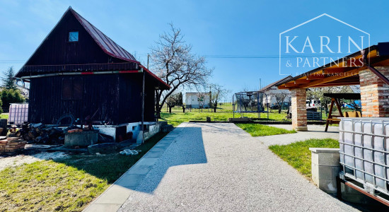 PREDAJ: CHATA S POZEMKOM 911 M² – SKALICA