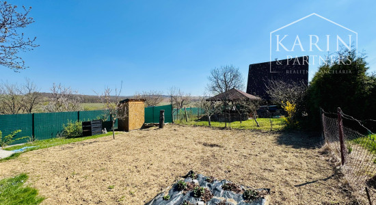 PREDAJ: CHATA S POZEMKOM 911 M² – SKALICA