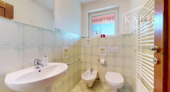 PRIESTRANNÝ 5I RODINNÝ DOM S DVOJGARÁŽOU A KRÁSNOU ZÁHRADOU