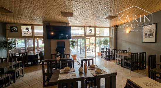 Prenájom - Obchodné priestory 122 m2  gastro, obchod, služby – Petržalka Bratislava V.