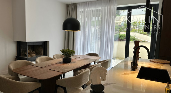 Vila s bazénom pri Horskom parku na prenájom