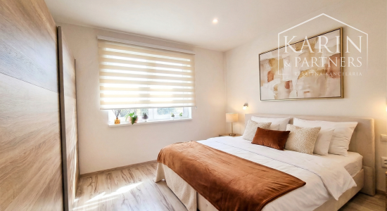 Na predaj novostavba rodinného domu s krásnym udržiavaným pozemkom, v súkromnou areáli, okolie Nových Zámkov