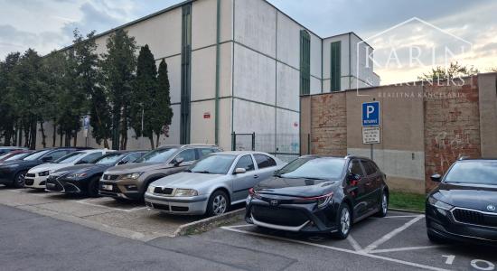 Samostatná garáž v garážovom dome – Lotyšská ul. Podunajské Biskupice