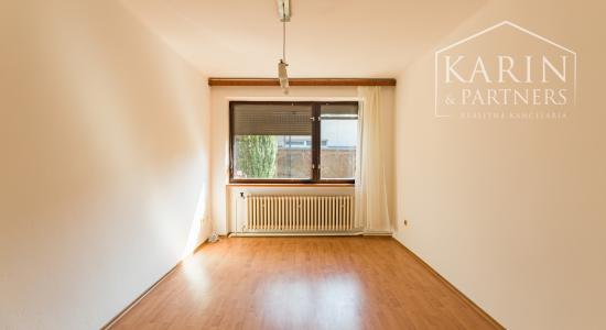 Výnimočný rodinný dom v tichej lokalite – Komárno, Nová Stráž