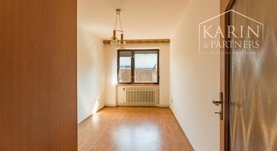 Výnimočný rodinný dom v tichej lokalite – Komárno, Nová Stráž