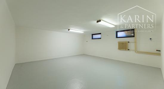 Výnimočný rodinný dom v tichej lokalite – Komárno, Nová Stráž