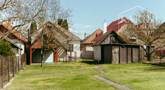 4i rodinný dom v obci Cerová v blízkosti Malých Karpát