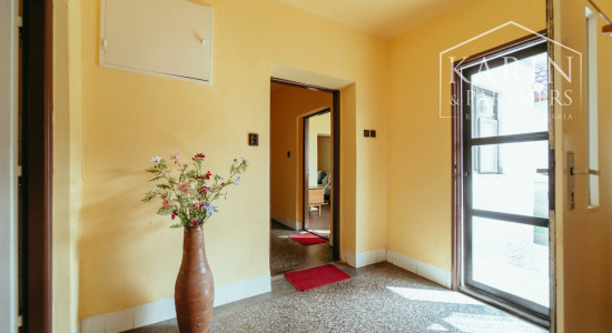 4i rodinný dom v obci Cerová v blízkosti Malých Karpát