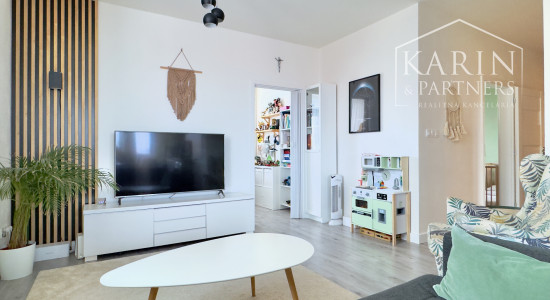 Nádherný, kompletne zariadený 3-izbový byt (66 m²) z r. 2018 s vlastným parkovaním v top lokalite, Skalica