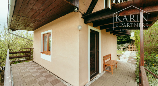 ZARIADENÁ MUROVANÁ CHATA S VÝHĽADOM – OSUSKÉ