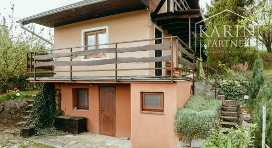 ZARIADENÁ MUROVANÁ CHATA S VÝHĽADOM – OSUSKÉ