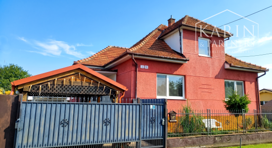 EXKLUZÍVNE na PREDAJ: Rodinný dom 4izbový s garážou, Palárikovo