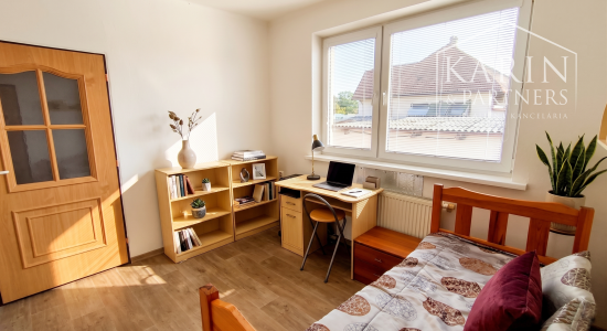 EXKLUZÍVNE na PREDAJ: Rodinný dom 4izbový s garážou, Palárikovo