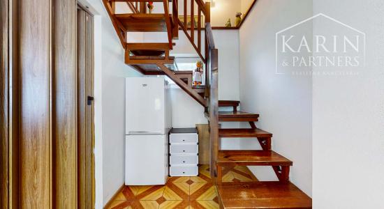 Čarovná murovaná chata s krásnym výhľadom a veľkým slnečným pozemkom – Ladomerská Vieska na predaj