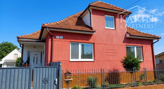 EXKLUZÍVNE na PREDAJ: Rodinný dom 4izbový s garážou, Palárikovo