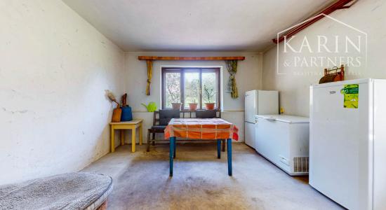 Čarovná usadlosť - rodinný dom (bývalý mlyn) na polosamote s obrovským oploteným pozemkom 9 232m2  – Janova Lehota