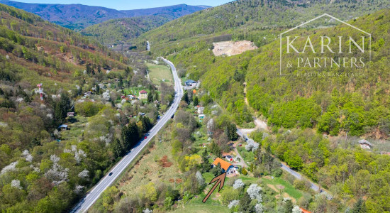 Čarovná usadlosť - rodinný dom (bývalý mlyn) na polosamote s obrovským oploteným pozemkom 9 232m2  – Janova Lehota