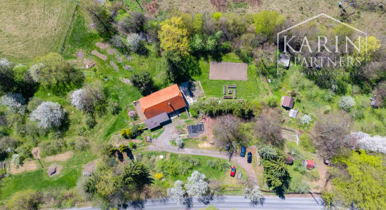 Čarovná usadlosť - rodinný dom (bývalý mlyn) na polosamote s obrovským oploteným pozemkom 9 232m2  – Janova Lehota