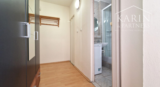 2-IZBOVÝ BYT VO VLČOM HRDLE – RUŽINOV