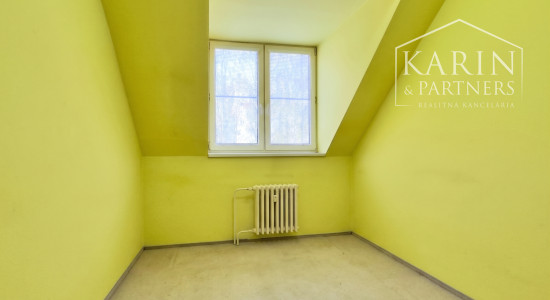 Praktický priestor na prenájom pre vaše podnikanie, 10 m2, Gen. L. Svobodu, Senica