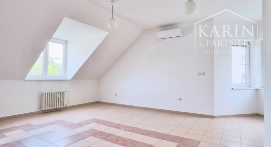 Klimatizovaný priestor s možnosťou rozdelenia podľa vašich potrieb, 36 m2, Gen. L. Svobodu, Senica