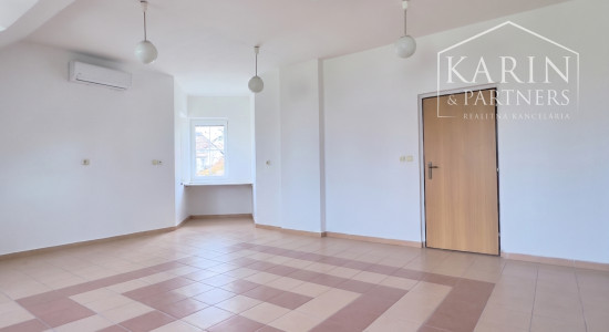 Klimatizovaný priestor s možnosťou rozdelenia podľa vašich potrieb, 36 m2, Gen. L. Svobodu, Senica