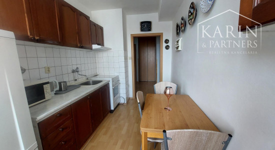 3 izbový byt s loggiou ul. Budyšínska - štvrť Tehelné pole  pri Trnavskom Mýte