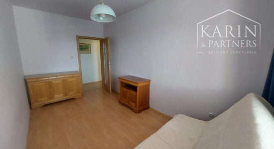 3 izbový byt s loggiou ul. Budyšínska - štvrť Tehelné pole  pri Trnavskom Mýte