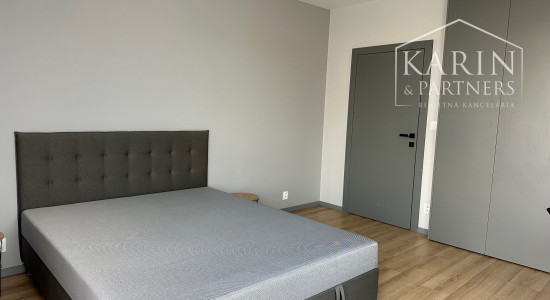 4 izbový byt pri Horskom parku na predaj