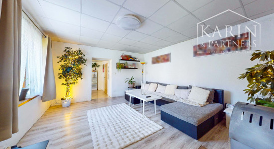 Priestranný tehlový dom s obrovským potenciálom len na skok od Trnavy – Horné Dubové