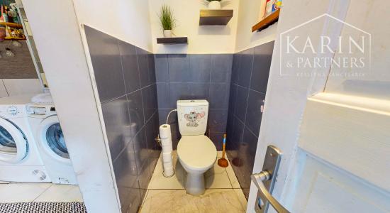 Priestranný tehlový dom s obrovským potenciálom len na skok od Trnavy – Horné Dubové