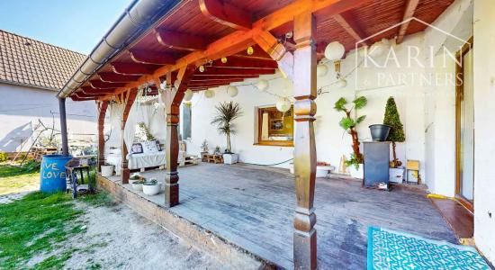 Priestranný tehlový dom s obrovským potenciálom len na skok od Trnavy – Horné Dubové