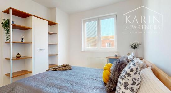 KOMPLETNE ZARIADENÝ PRIESTRANNÝ 3I BYT S DVOMI BALKÓNMI A PIVNICOU