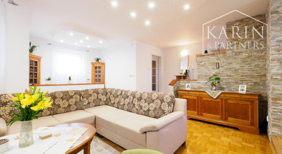 Na predaj rodinný dom s dvoma garážami a záhradným ateliérom, Šamorín-Mliečno