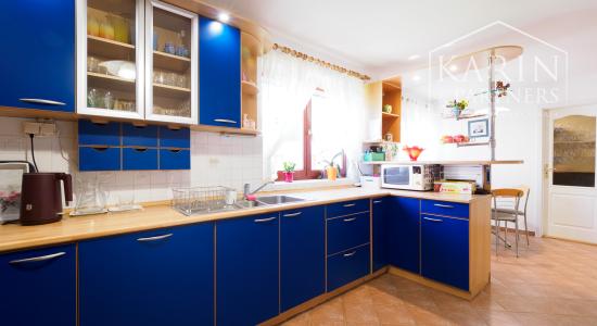 Na predaj rodinný dom s dvoma garážami a záhradným ateliérom, Šamorín-Mliečno