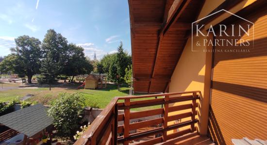 6-izbový rodinný dom s hosťovským bytom v centre Ivanky pri Dunaji