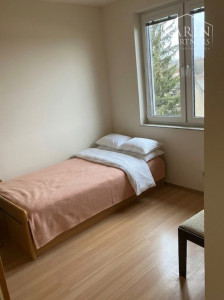 PRENÁJOM - Priestranný 4-izbový byt s panoramatickým výhľadom v centre Hainburgu